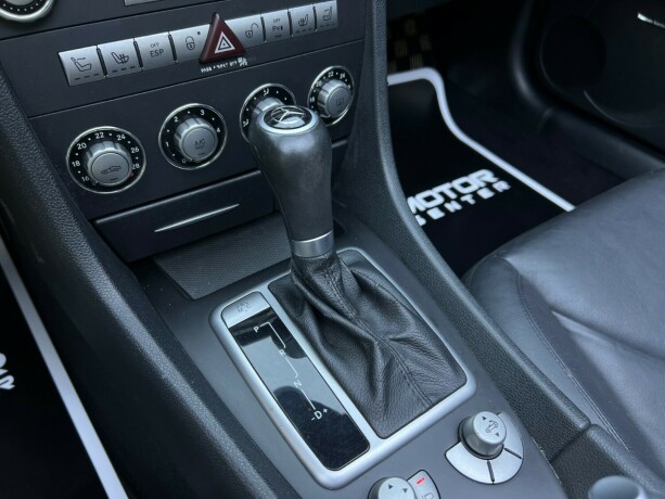 mercedes-benz-slk-bensin-2008-big-22