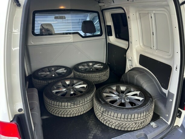 volkswagen-caddy-diesel-2014-big-28