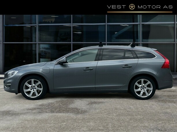 volvo-v60-elektrisitetdiesel-2016-big-3