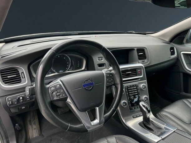 volvo-v60-elektrisitetdiesel-2016-big-10