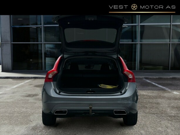 volvo-v60-elektrisitetdiesel-2016-big-6