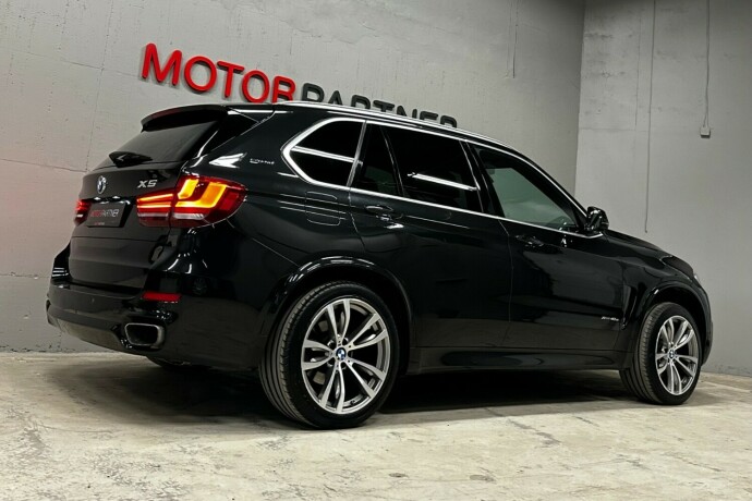 bmw-x5-elektrisitetbensin-2017-big-7
