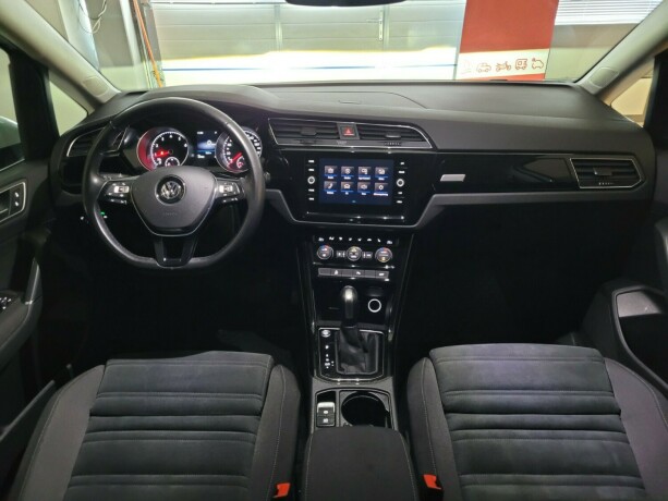 volkswagen-touran-bensin-2020-big-31