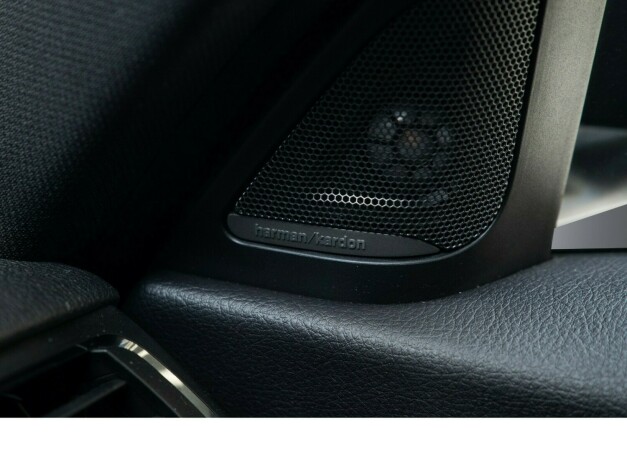 bmw-3-serie-bensin-2013-big-31