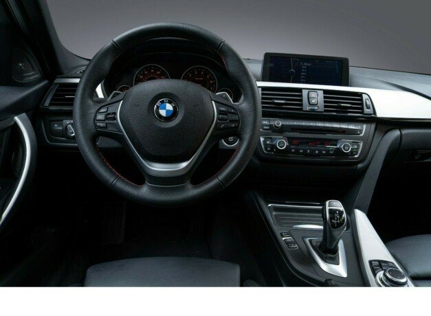 bmw-3-serie-bensin-2013-big-14