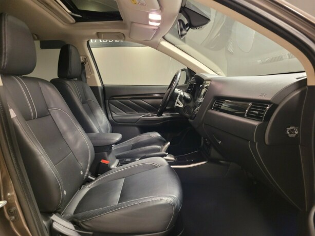 mitsubishi-outlander-elektrisitetbensin-2016-big-10