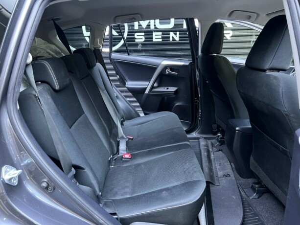 toyota-rav4-diesel-2013-big-26