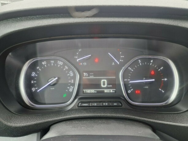 peugeot-expert-diesel-2019-big-16