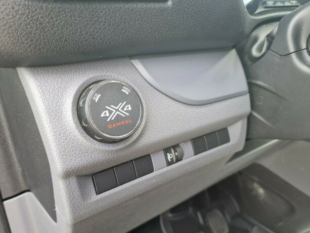 peugeot-expert-diesel-2019-big-21
