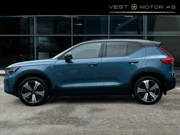 volvo-xc-40-elektrisitet-2023-big-3