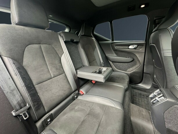 volvo-xc-40-elektrisitet-2023-big-14