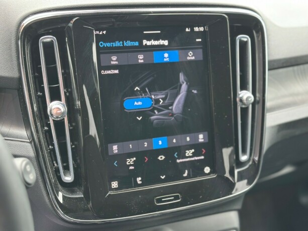 volvo-xc-40-elektrisitet-2023-big-28