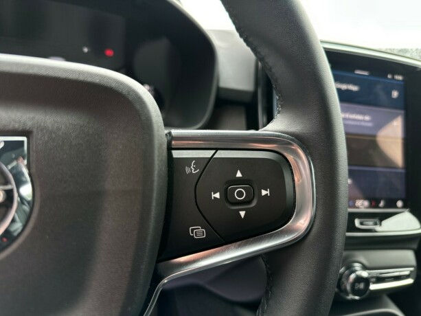 volvo-xc-40-elektrisitet-2023-big-22