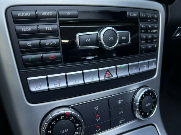 mercedes-benz-slk-bensin-2013-big-23