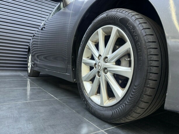 lexus-ct200h-elektrisitetbensin-2013-big-6