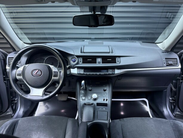 lexus-ct200h-elektrisitetbensin-2013-big-8