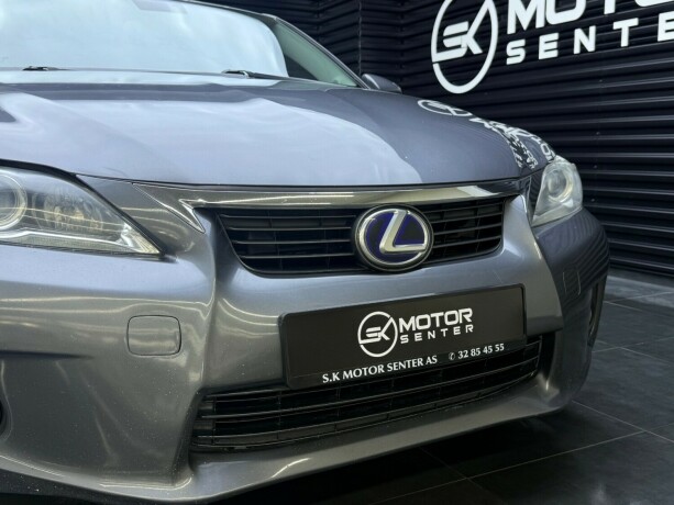 lexus-ct200h-elektrisitetbensin-2013-big-3