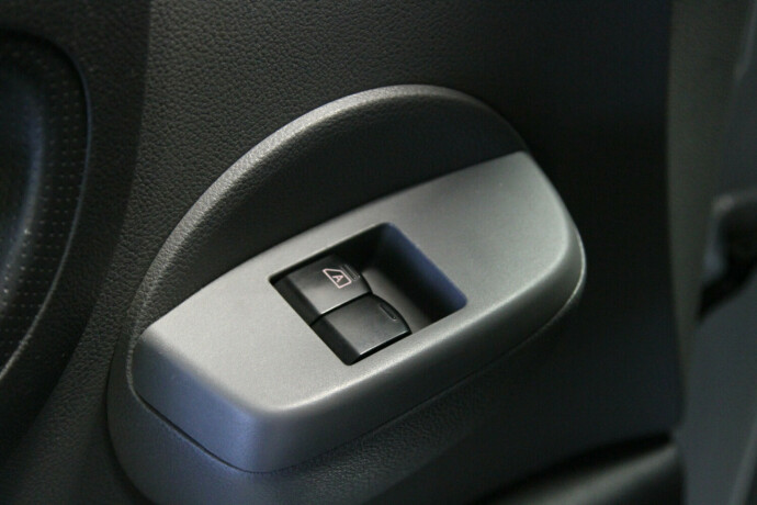nissan-e-nv200-elektrisitet-2019-big-16