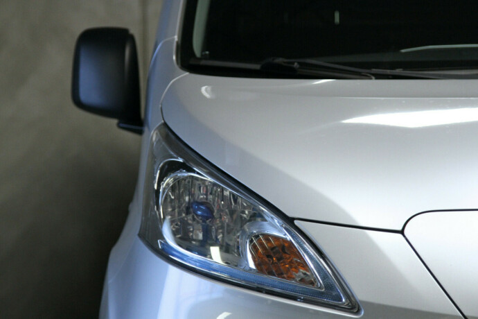 nissan-e-nv200-elektrisitet-2019-big-18