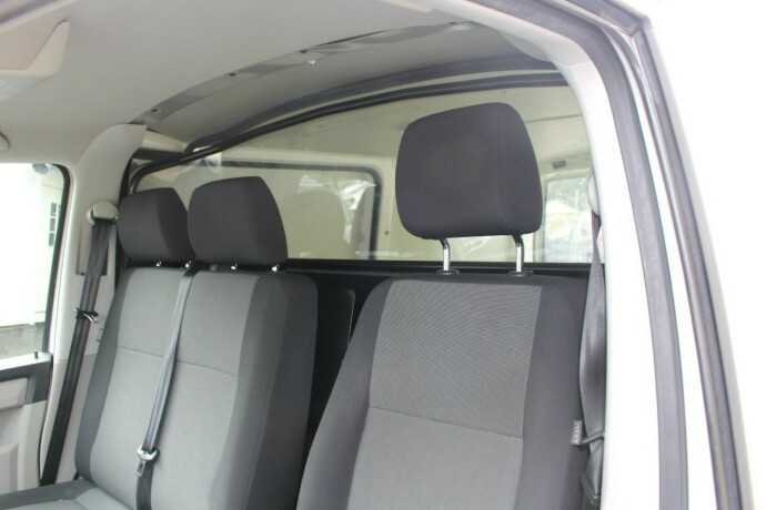 volkswagen-transporter-diesel-2017-big-8