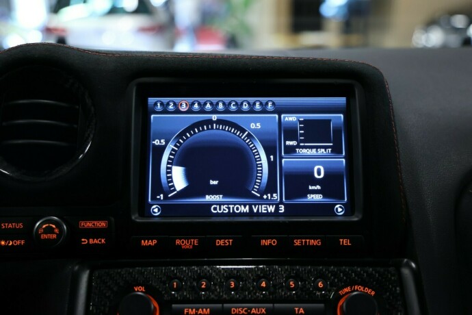 nissan-gt-r-bensin-2009-big-13