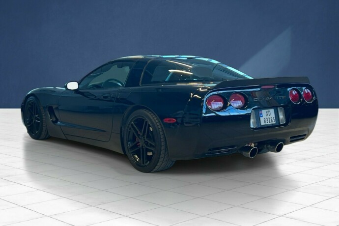 chevrolet-corvette-bensin-1998-big-3