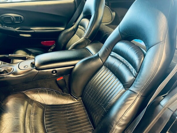 chevrolet-corvette-bensin-1998-big-10