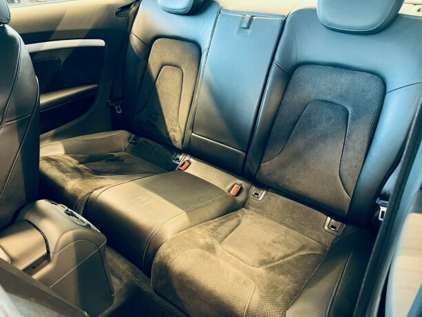 audi-a5-bensin-2009-big-11