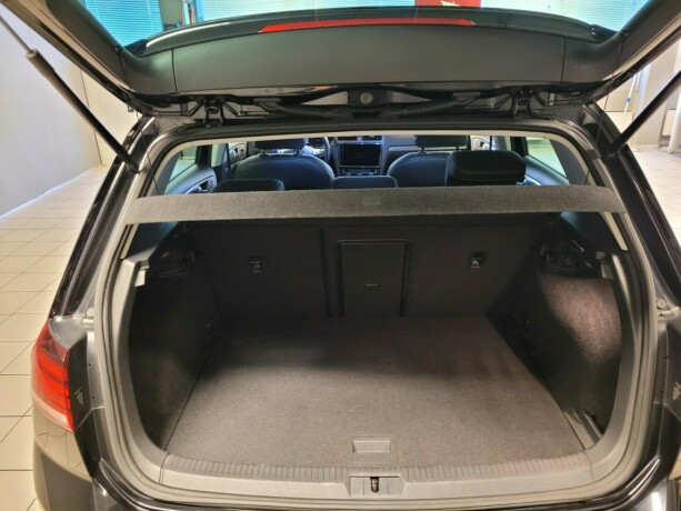 volkswagen-golf-elektrisitet-2018-big-17