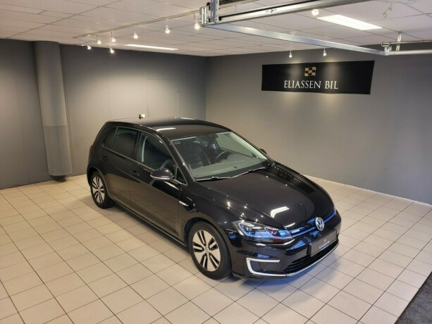 volkswagen-golf-elektrisitet-2018-big-1