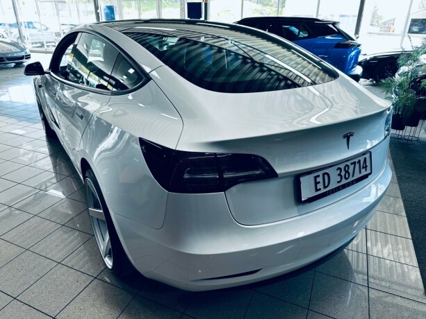 tesla-model-3-elektrisitet-2021-big-4