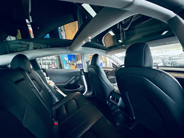 tesla-model-3-elektrisitet-2021-big-34