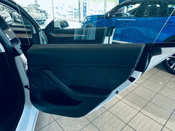 tesla-model-3-elektrisitet-2021-big-31