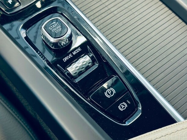 volvo-xc-60-elektrisitetbensin-2018-big-22