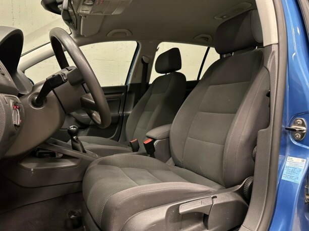 volkswagen-golf-diesel-2005-big-13