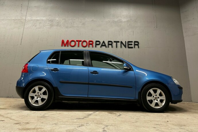 volkswagen-golf-diesel-2005-big-8