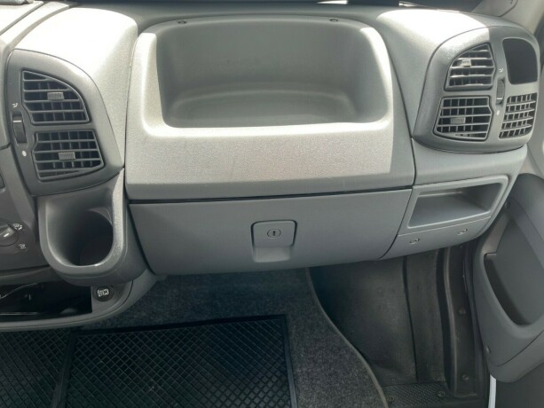 knaus-sport-traveller-diesel-2004-big-17