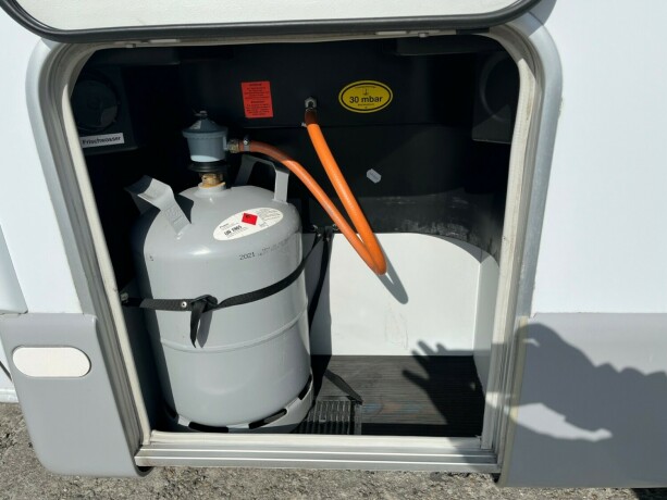 knaus-sport-traveller-diesel-2004-big-9