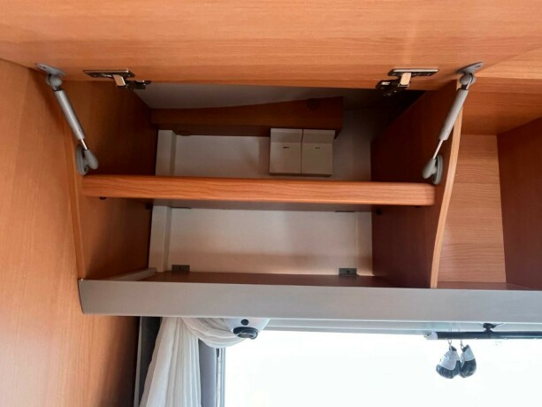 knaus-sport-traveller-diesel-2004-big-35