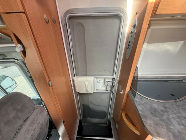 knaus-sport-traveller-diesel-2004-big-29