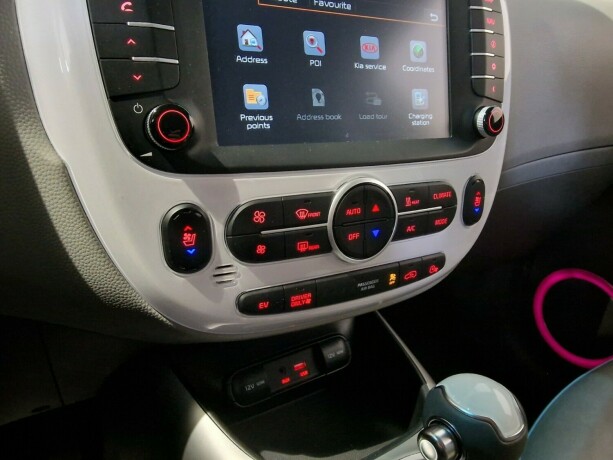 kia-soul-elektrisitet-2018-big-16