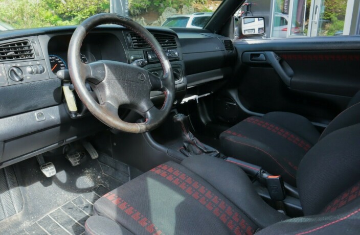 volkswagen-golf-bensin-1994-big-9