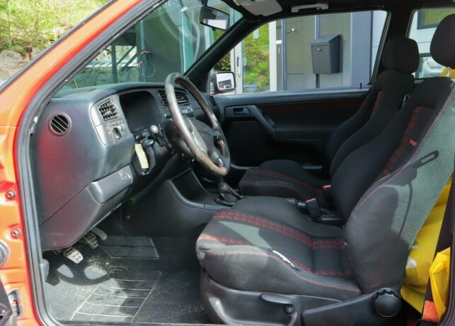volkswagen-golf-bensin-1994-big-8
