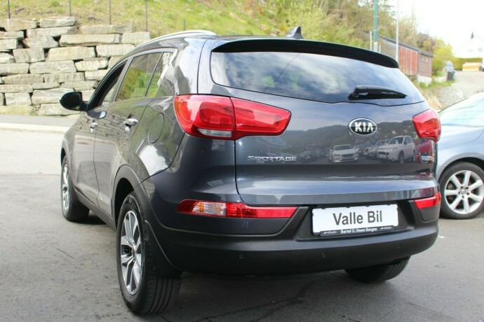 kia-sportage-bensin-2015-big-2