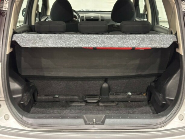 nissan-note-diesel-2007-big-11