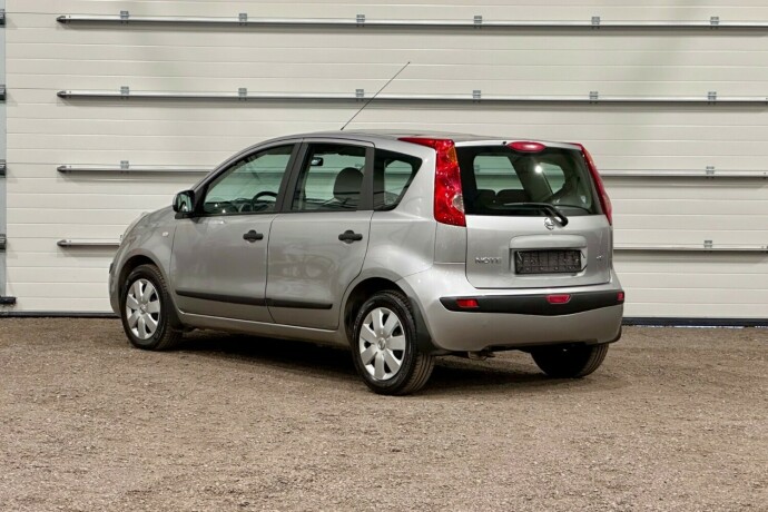 nissan-note-diesel-2007-big-3