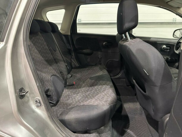 nissan-note-diesel-2007-big-9