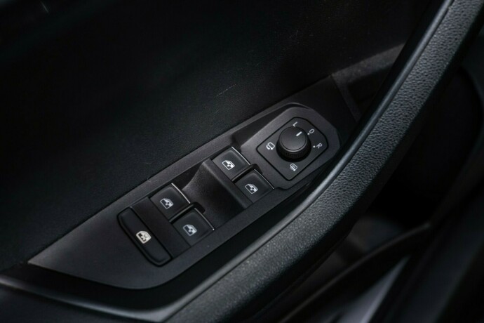 skoda-karoq-diesel-2020-big-24