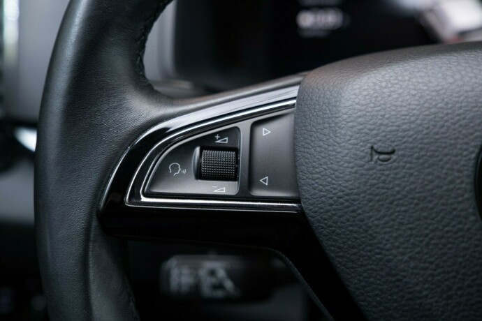 skoda-karoq-diesel-2020-big-14