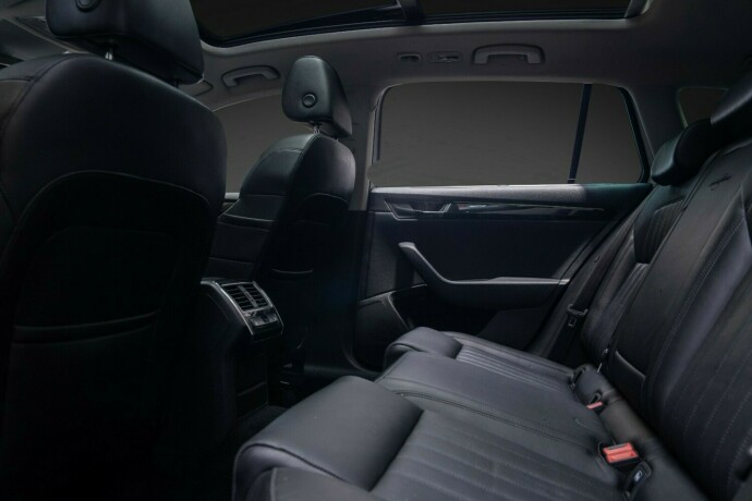 skoda-superb-bensin-2018-big-27